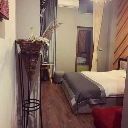 Guest House People Korcza Zewnętrze zdjęcie